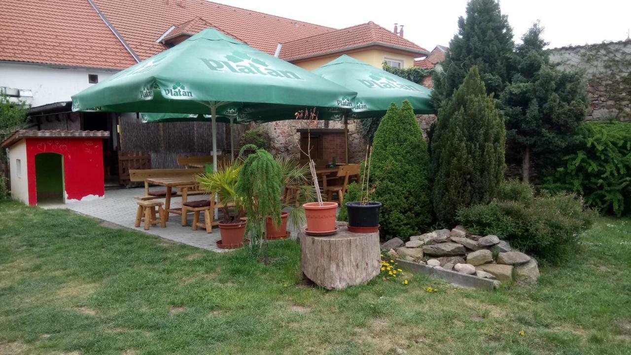 Penzion U Formana Stráž nad Nežárkou Exterior foto